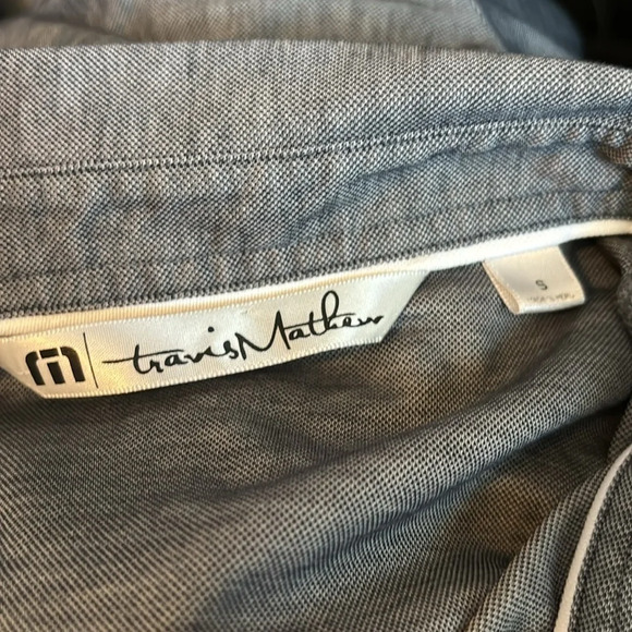 Travis Mathew men’s gray short sleeve polo shirt size small - Picture 7 of 8